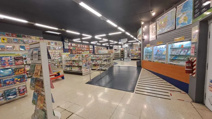 Venta edificio 5 pisos cerca Avenida Central en Merced, San José — $5,500,000 - Foto 2 de 34