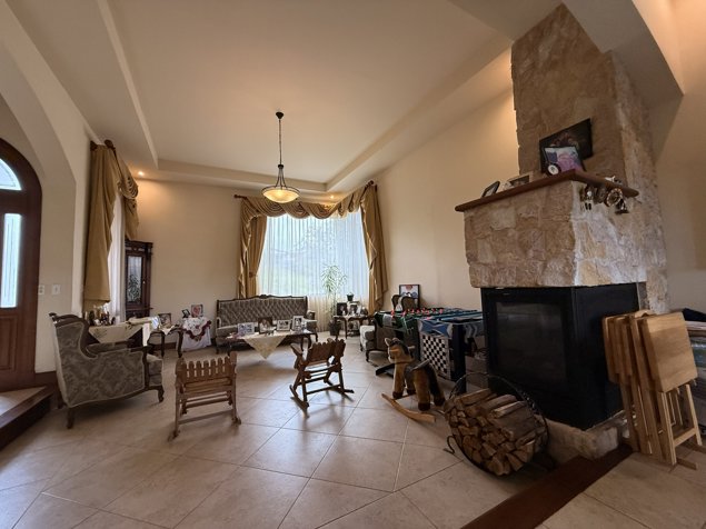 Venta - Villa Bellagio - Lomas del Zurquí - Heredia, San Isidro in San Isidro, Heredia — $750,000 - Photo 3 of 27