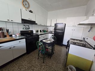 Casa esquinera en Venta en Guadalupe,Uso Mixto, Res.Abierto, REBAJADA en Guadalupe, Goicoechea, San José — 100 000 000 ₡ - Foto 5 de 23