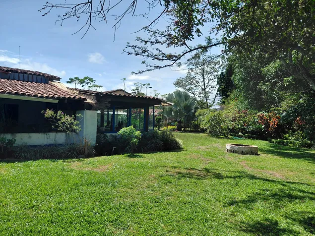 Se Vende Hermosa Casa Antigua en Santa Rosa de Santo Domingo, Heredia en Santa Rosa, Santo Domingo, Heredia — $915,000 - Foto 3 de 38