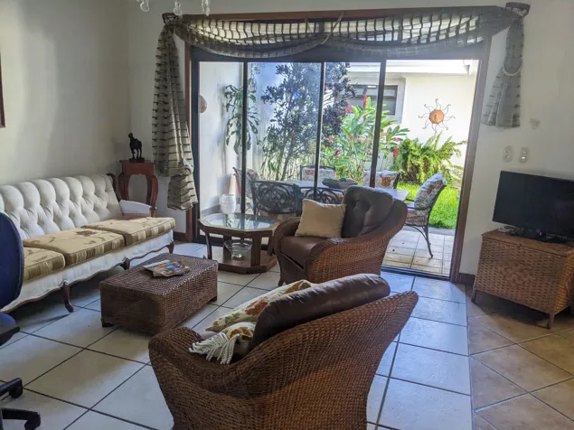 Casa de una planta en alquiler en Altos del Horizonte, Escazú in Escazú, San José — $3,000