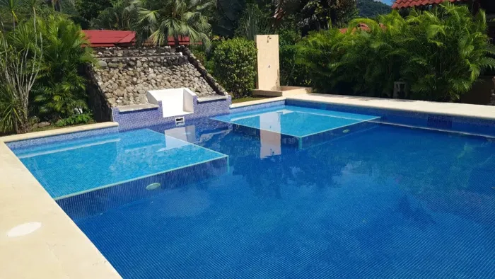 Hotel Boutique de 10 Habitaciones en Ubicación Premium de Jacó en Jacó, Garabito, Puntarenas — $1,500,000 - Foto 3 de 28