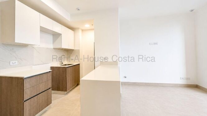 Alquiler apartamento para estrenar con vista y parqueo techado #26-2107 GS en San Sebastián, San José — $1,305