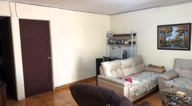 Venta de Casa + 2 APTOS en Moravia. RAH 26-380 in San Vicente, Moravia, San José — $355,000