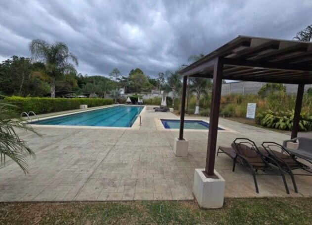 BELLA PROPIEDAD EN CONDOMINIO ALTA VISTA, GRECIA.  en Grecia, Alajuela — ₡ 24 000 000