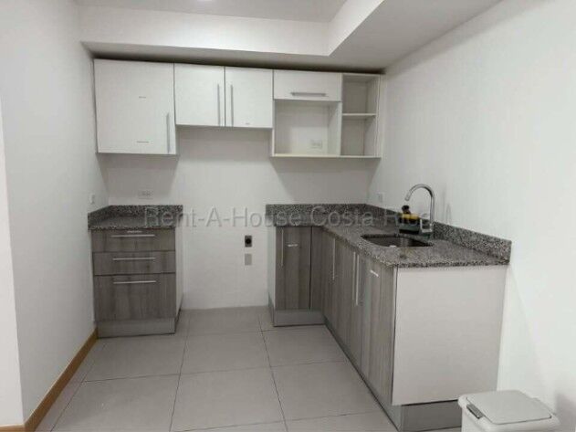 Se vende apartamento en Ulloa Heredia 26-1530 en Ulloa, Heredia — ₡ 65 900 000