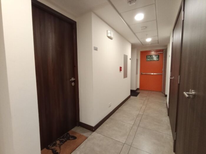 Alquiler de Apartamento en Montes de Oca, San José.  in San Pedro, Montes De Oca, San José — $950