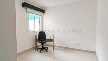 ¡Invertí o viví con comodidad cerca de Escazú! Apartamento en venta #26-1962 GS in San Felipe, Alajuelita, San José — $159,000 - Photo 4 of 11