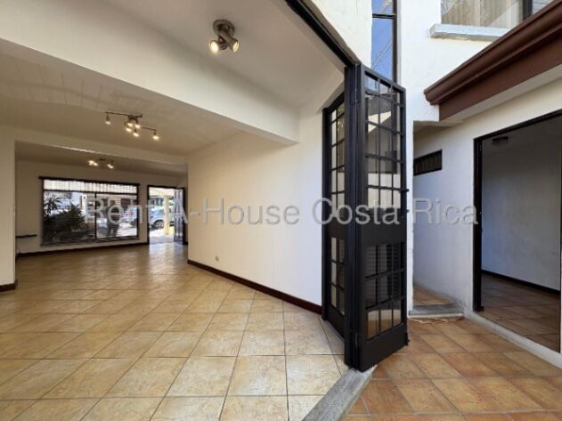 Alquiler Casa San Rafael Escazu  in San Rafael, Escazú, San José — $1,950