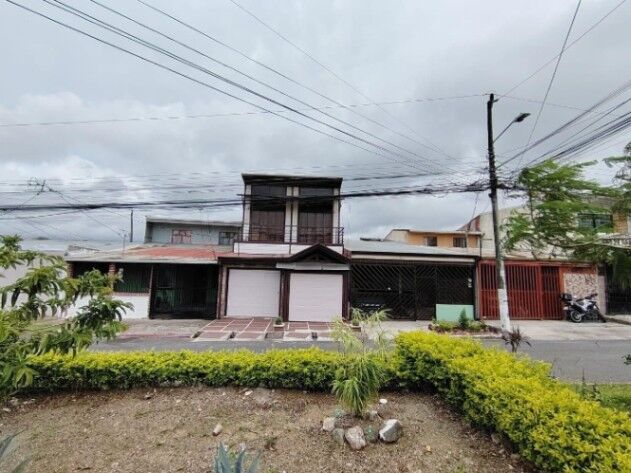 Venta de Casa en Agua caliente, Cartago. RAH 26-340 in Aguacaliente, Cartago — ₡ 72 000 000