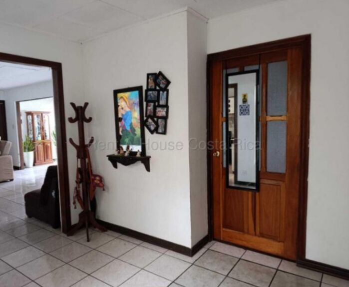 Venta de Casa en Moravia-San Vicente. RAH 27-116 en San Vicente, Moravia, San José — ₡ 145 000 000