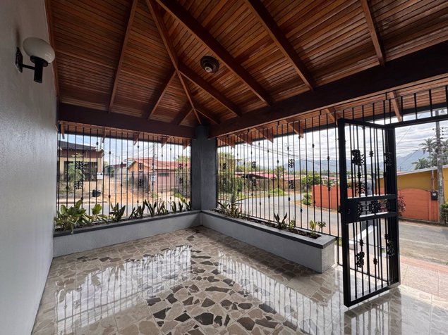 Casa en venta - Esquipulas, Palmares in Esquipulas, Palmares, Alajuela — ₡ 115 000 000 - Photo 2 of 17