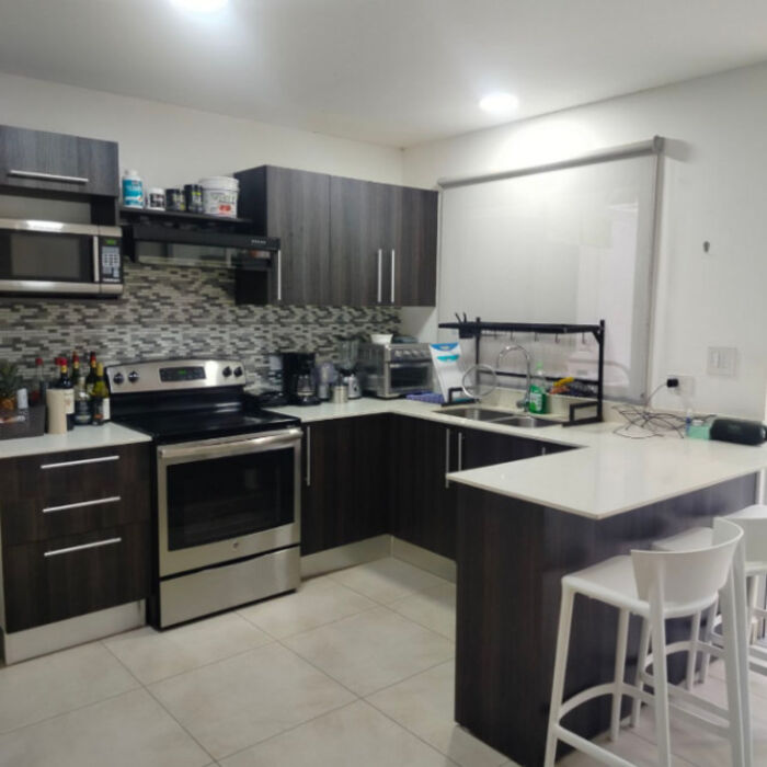 Casa en Venta en Curridabat, Condominio  in Curridabat, San José — $205,000