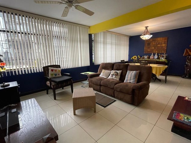 Venta de Acogedora y Espaciosa Casa en Barrio Amón in Carmen, San José — $285,000