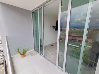 Espectacular apartamento en alquiler – Piso 11, Condominio Altamira, Heredia in Rincón Sabanilla, San Pablo, Heredia — 650 000 ₡ - Photo 5 of 22