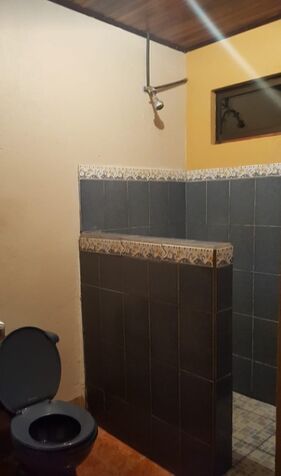 SE VENDE HERMOSA Y ESPACIOSA CASA en Macacona, Esparza, Puntarenas — ₡ 75 000 000