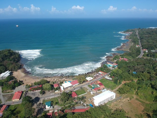 TERRENO PARA DESARROLLO COMERCIAL Y TURISTICO MATAMA DE LIMON en Matama, Limón — $3,650,000 - Foto 3 de 4