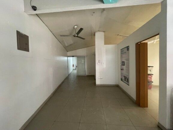 Se vende local comercial para inversión en Santo Domingo Heredia 26-161 in San Vicente, Santo Domingo, Heredia — ₡ 100 000 000