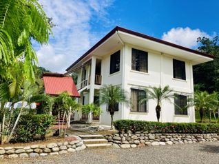 Venta de una hectárea con vivienda principal en Herradura en Jacó, Garabito, Puntarenas — $415,000 - Foto 4 de 36