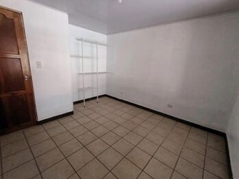 Venta de Casa en Ipis de Goicoechea. RAH 26-1174 en Ipís, Goicoechea, San José — 68 000 000 ₡ - Foto 4 de 12