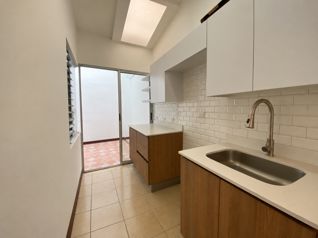Remodeled House for Sale in Condominium in Aguacaliente, Cartago | ₡53 Million in Aguacaliente, Cartago — 53 000 000 ₡ - Photo 3 of 10