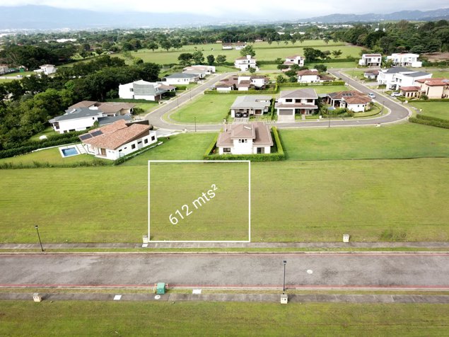 VENTA DE TERRENO EN CONDOMINIO  MADERO NEGRO, HACIENDA LOS REYES en Guácima, Alajuela — $125,000 - Foto 2 de 17