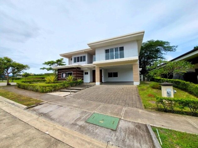 Alquiler de Estupenda Casa en Alajuela / Mls. 26-50 OFC JB en San Rafael, Alajuela — $4,500