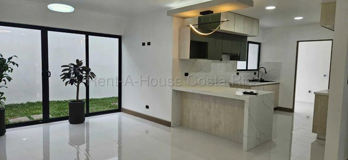 Casa de estreno en Condominio Acqua, La Unión en San Juan, La Unión, Cartago — ₡ 178 000 000
