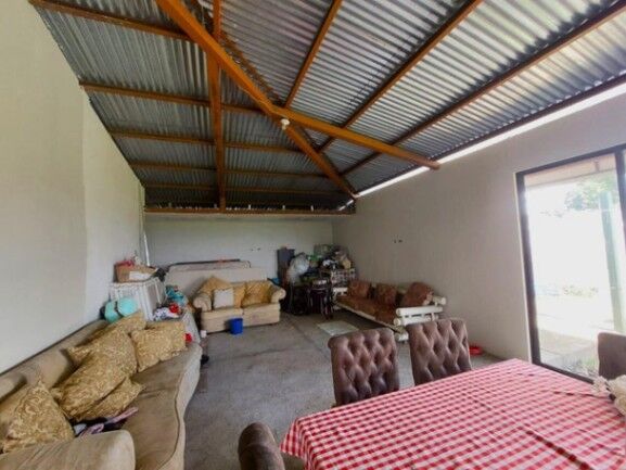 Se vende casa con mas de 7,000m2 de lote en San Rafael de Heredia 25-186 en San Rafael, Heredia — ₡ 228 000 000