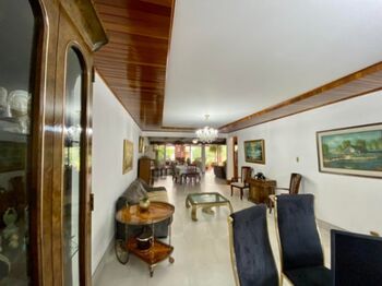 Venta de Casa en San Rafael de Escazú. RAH 25-678 en San Antonio, Escazú, San José — $490,000 - Foto 4 de 10