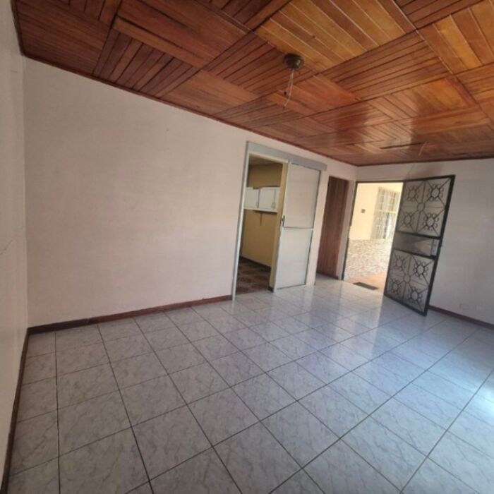 Venta de Casa + APTO en Carmen, Cartago. RAH 26-614 in Carmen, Cartago — ₡ 85 000 000