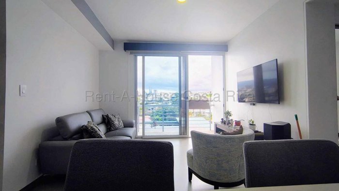 Venta de apartamento moderno en Escazú #27-94 GS en San Rafael, Escazú, San José — $199,500 - Foto 2 de 9