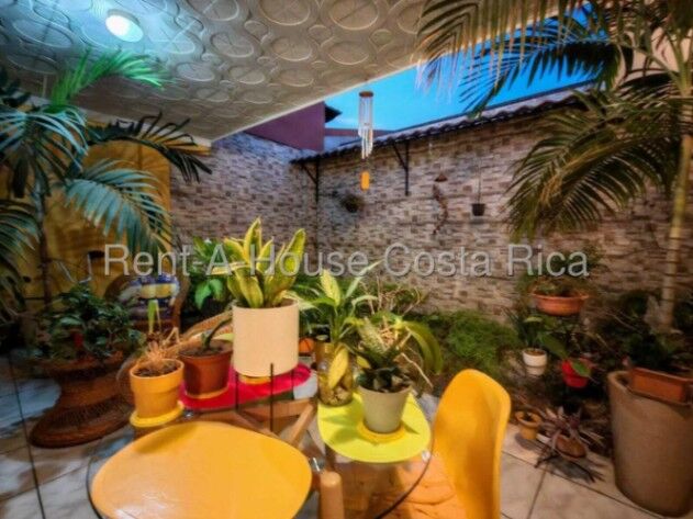 Venta de Casa en San José de Alajuela. RAH 26-1426 in San José, Alajuela — $150,000