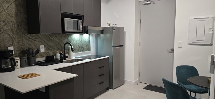 Apartamento en Venta en San José, Sabana. Amueblado - 5PVV10438376 en Mata Redonda, San José — $172,500 - Foto 2 de 21