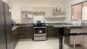 VENTA CASA $300,000 EN CONDOMINIO BARLOVENTO GRANADILLA VHP-CV298 en Granadilla, Curridabat, San José — $300,000 - Foto 5 de 13