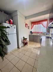 CASA CÉNTRICA EN SAN RAMÓN en San Ramón, Alajuela — 57 000 000 ₡ - Foto 5 de 9