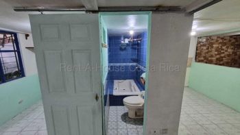 Venta de Apartamento en Condominio Montemar, Colima de Tibás. RAH 27-729 in Colima, Tibás, San José — $62,728 - Photo 5 of 10