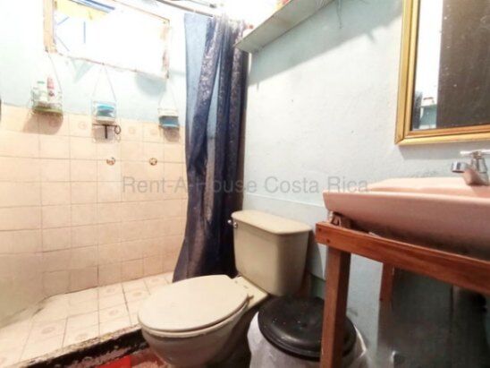 Venta de Casa en San José-Hatillo. RAH 26-1943 INVERSIÓN en Hatillo, San José — ₡ 45 000 000