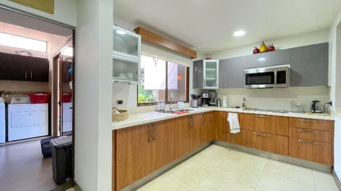 Venta de Casa en Belên, Heredia. RAH 25-1642 en San Antonio, Belén, Heredia — $225,000