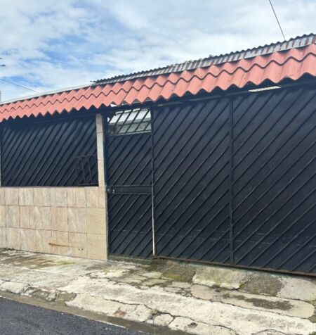 Se vende casa  en Dulce Nombre, Cartago — ₡ 42 000 000
