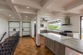 Venta de Mansión en San Antonio de Escazú. RAH 26-711 in San Antonio, Escazú, San José — $1,495,000 - Photo 4 of 20