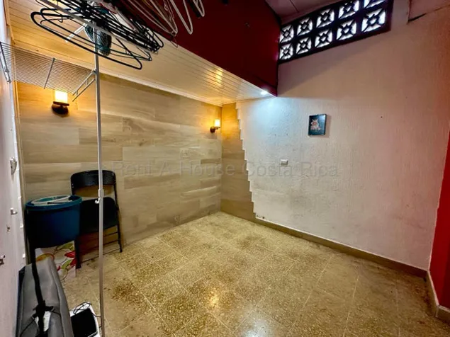 Property for Sale in Curridabat, Residencial Hacienda Vieja-Independent Spaces. RAH 27-1066 in Curridabat, San José — ₡ 150 000 000 - Photo 2 of 17