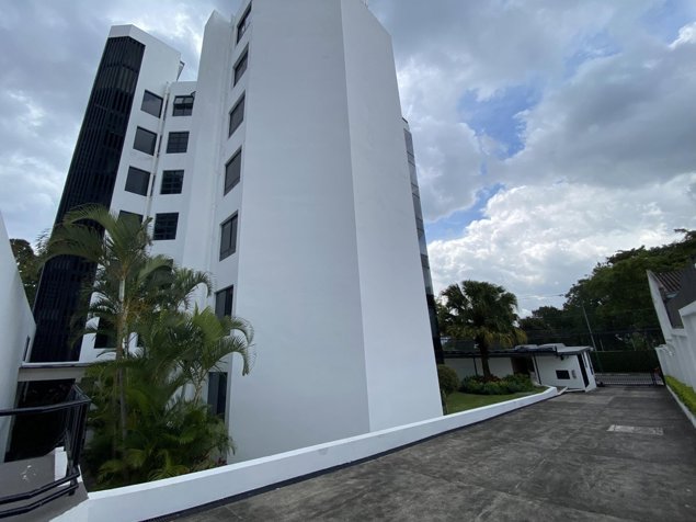 Venta de apartamento con vista al Country Club de Escazú #26-145 GS en San Rafael, Escazú, San José — $375,000 - Foto 1 de 11