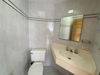 Venta de Apartamento en Escazú-San Rafael. RAH 26-145 en San Rafael, Escazú, San José — $375,000 - Foto 5 de 19