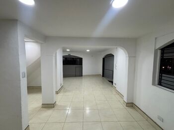 Alquiler de Local Comercial en San Pedro Centro/ 100 m2 in San Pedro, Montes De Oca, San José — 675 000 ₡ - Photo 4 of 10