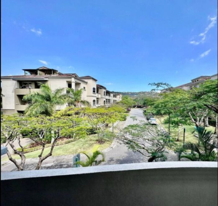 Venta de Magnifico Apartamento en Santa Ana / JB OFC Mls. 25-1560 in Pozos, Santa Ana, San José — $270,000