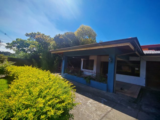 Venta de Propiedad en los Ángeles de San Rafael en Ángeles, San Rafael, Heredia — ₡ 230 000 000