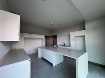Alquiler de Penthouse Escazu  en Escazú, San José — $4,500 - Foto 5 de 14