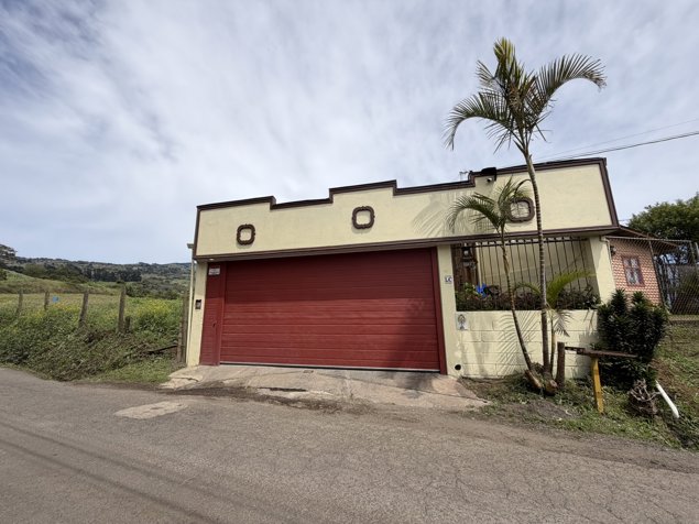 Venta de casa en Cipreses de Oreamuno in Cipreses, Oreamuno, Cartago — ₡ 68 000 000