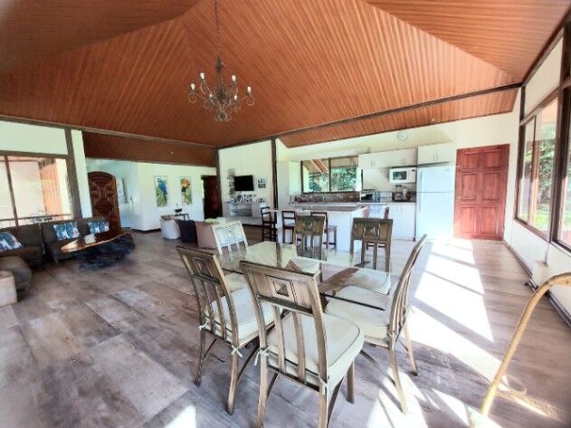 Casa a la venta en Quintas del Trópico, Guápiles en Guápiles, Pococí, Limón — $260,000